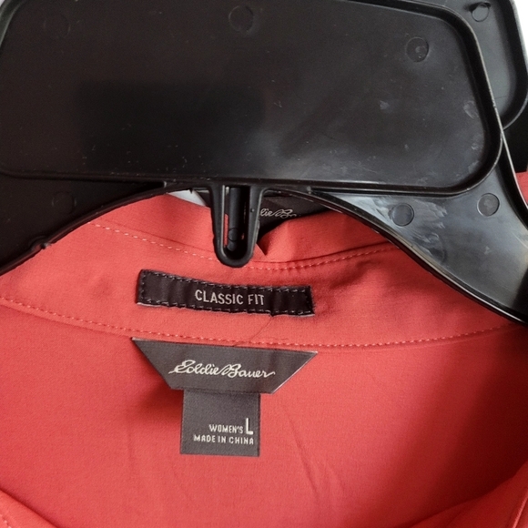 Eddie Bauer Women's Classic Fit Shirt Size Large - Picture 7 of 7